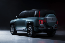 仰望U8：真正的「百万级」中国SUV？