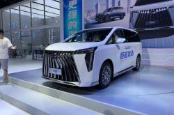 极氪7X发布座舱设计图，将于2024成都车展首秀