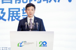 2024泰达论坛 | 孙昊天：内外融合，飞书“四看”助力汽车产业