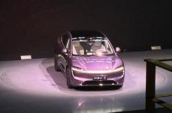 【盖世早报】余承东：智界R7开启小订，26.8万元起；蔚来能源充电网络向奇瑞绿能开放
