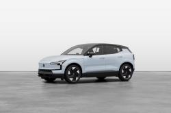 “新年、新车、新梦想”中国人保携手南充瑞和品信汽车车展活动