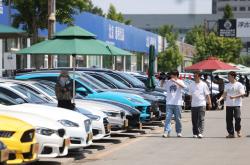 最高补贴万元，各地加码推出汽车更新“以旧换新”政策