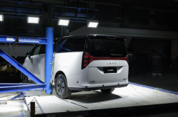定位中大型MPV LEVC L380将于今日上市
