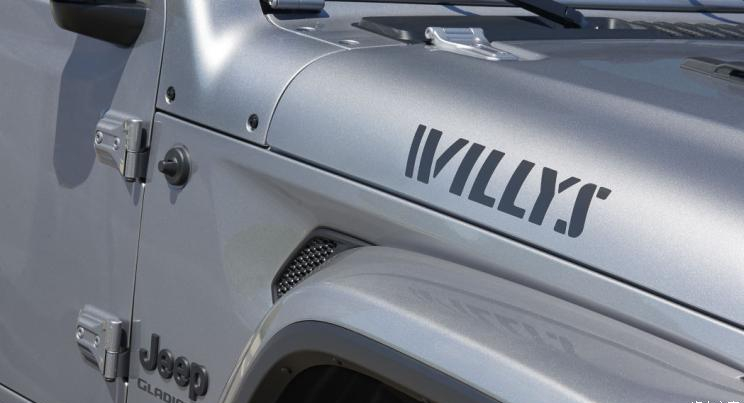 法拉利发布Amalfi Spider敞篷跑车