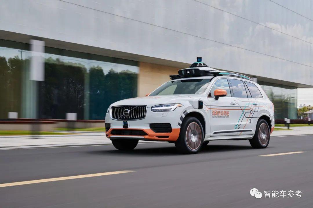 小鹏汽车扩充Robotaxi团队：正招聘多个岗位，年薪最高近百万